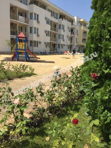 Furnished one-bedroom apartment in a gated complex for investment Furnished one-bedroom apartment in a gated complex for investment