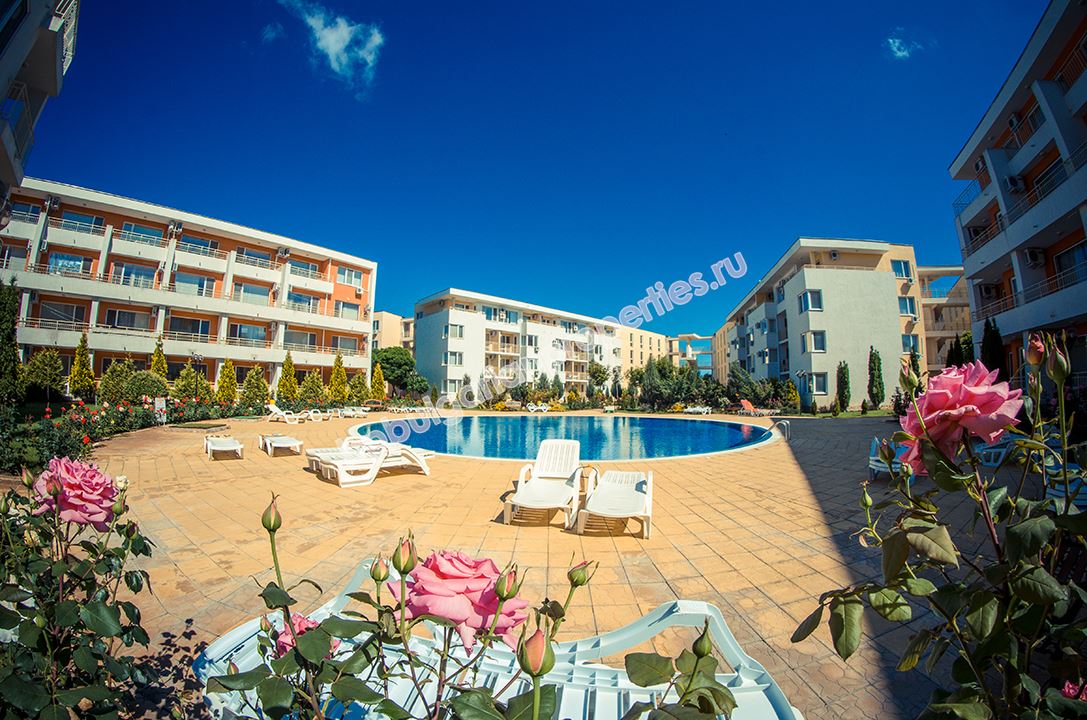 Furnished one-bedroom apartment in a gated complex for investment Furnished one-bedroom apartment in a gated complex for investment