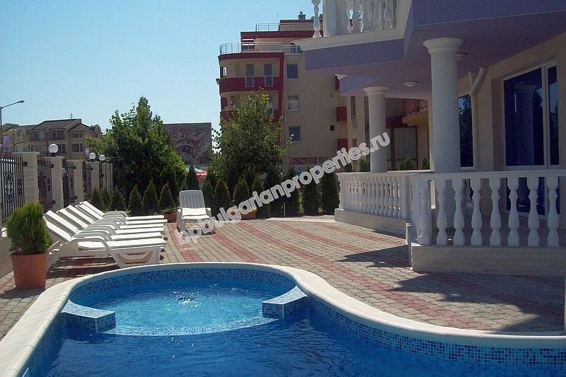 Beachfront furnished studio for sale in the town of Nessebar Beachfront furnished studio for sale in the town of Nessebar