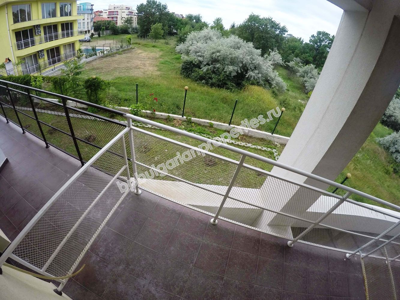 Furnished studio for sale in a new complex close to the sea in the resort Ravda Furnished studio for sale in a new complex close to the sea in the resort Ravda