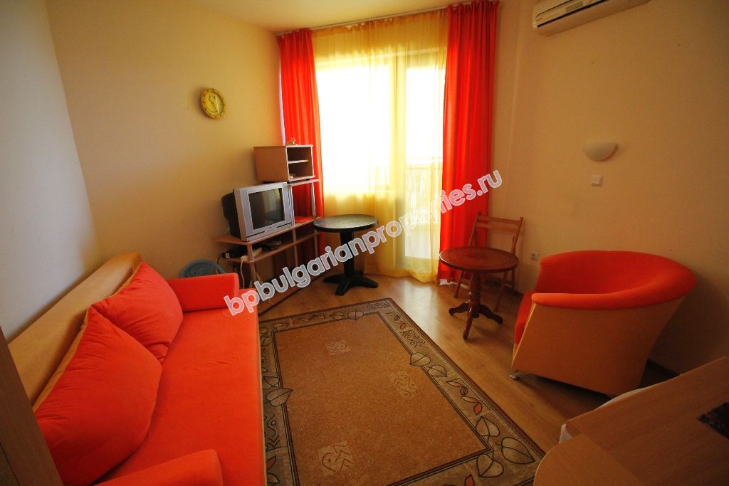 Furnished studio close to the beach for sale in the resort Sunny Beach Furnished studio close to the beach for sale in the resort Sunny Beach