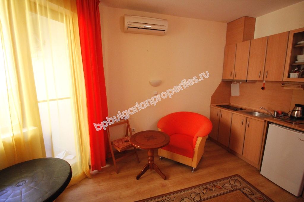 Furnished studio close to the beach for sale in the resort Sunny Beach Furnished studio close to the beach for sale in the resort Sunny Beach