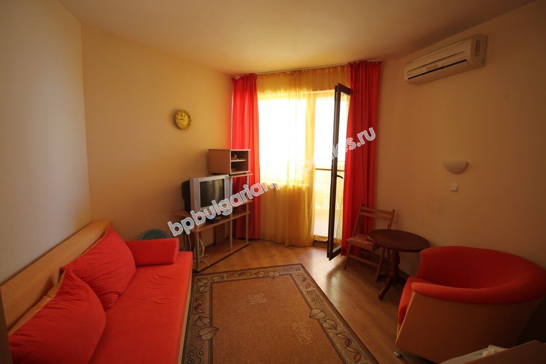 Furnished studio close to the beach for sale in the resort Sunny Beach Furnished studio close to the beach for sale in the resort Sunny Beach
