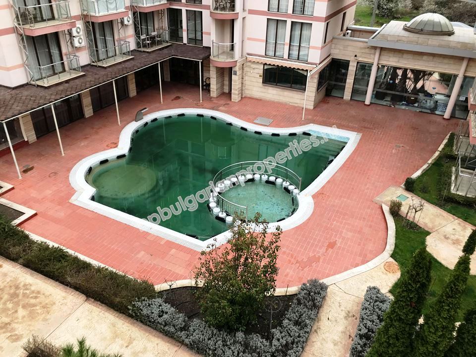 One-bedroom furnished apartment in an elite complex for sale in the resort Sunny Beach One-bedroom furnished apartment in an elite complex for sale in the resort Sunny Beach