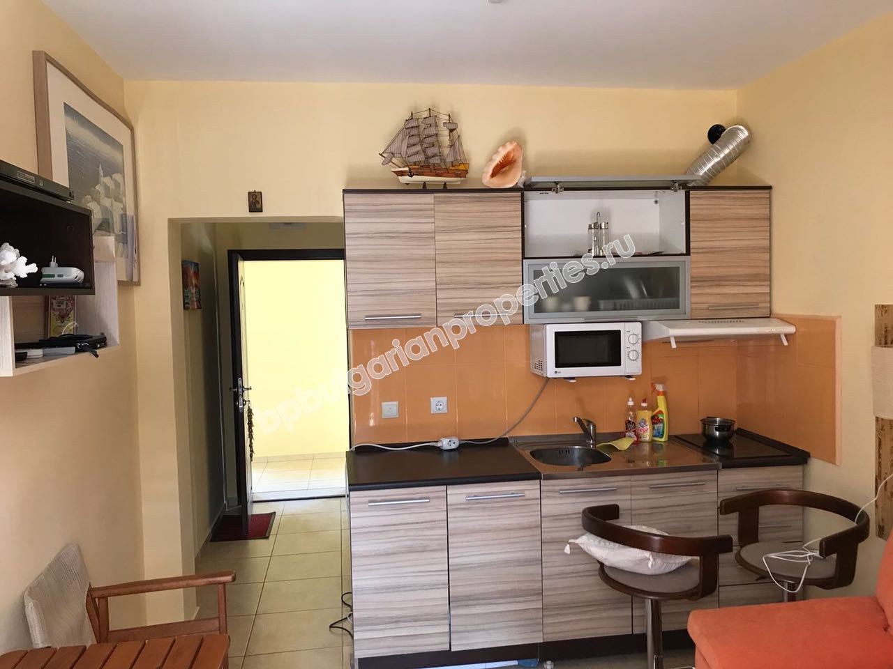 Furnished studio close to the beach for sale in the resort Sveti Vlas Furnished studio close to the beach for sale in the resort Sveti Vlas