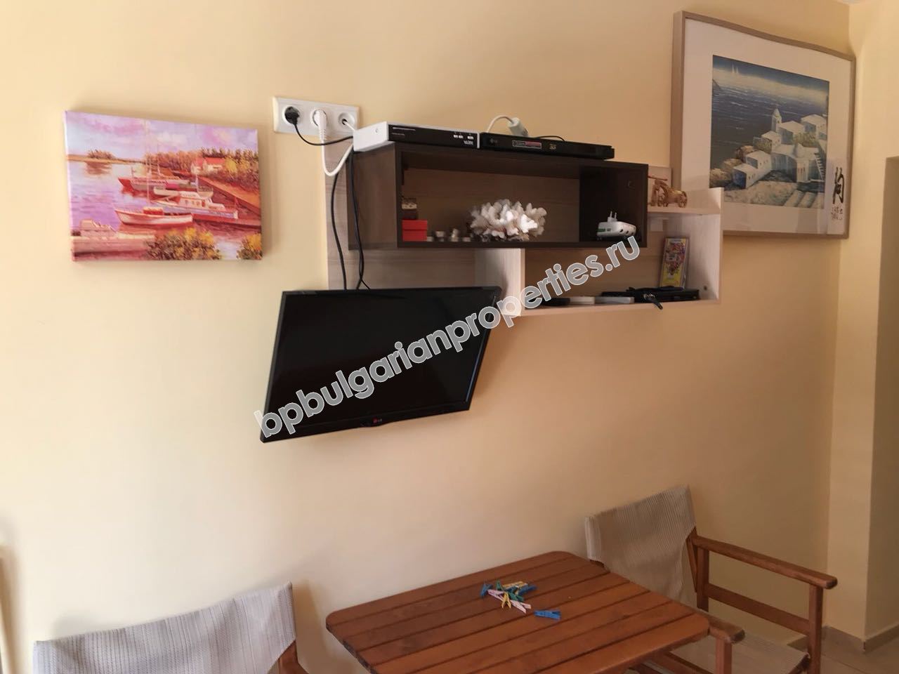 Furnished studio close to the beach for sale in the resort Sveti Vlas Furnished studio close to the beach for sale in the resort Sveti Vlas