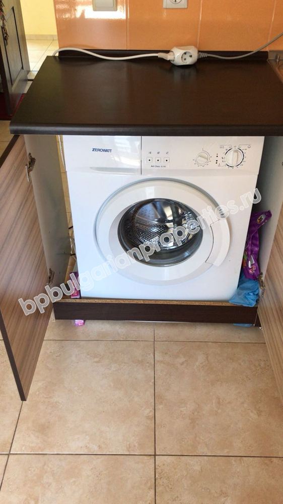 Furnished studio close to the beach for sale in the resort Sveti Vlas Furnished studio close to the beach for sale in the resort Sveti Vlas