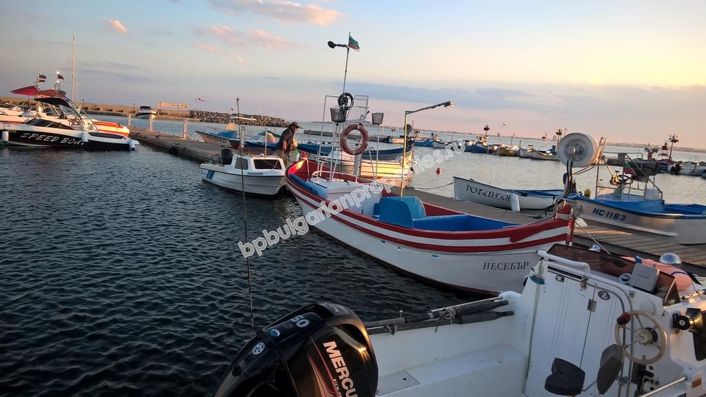 Furnished studio close to the beach for sale in the resort Sveti Vlas Furnished studio close to the beach for sale in the resort Sveti Vlas