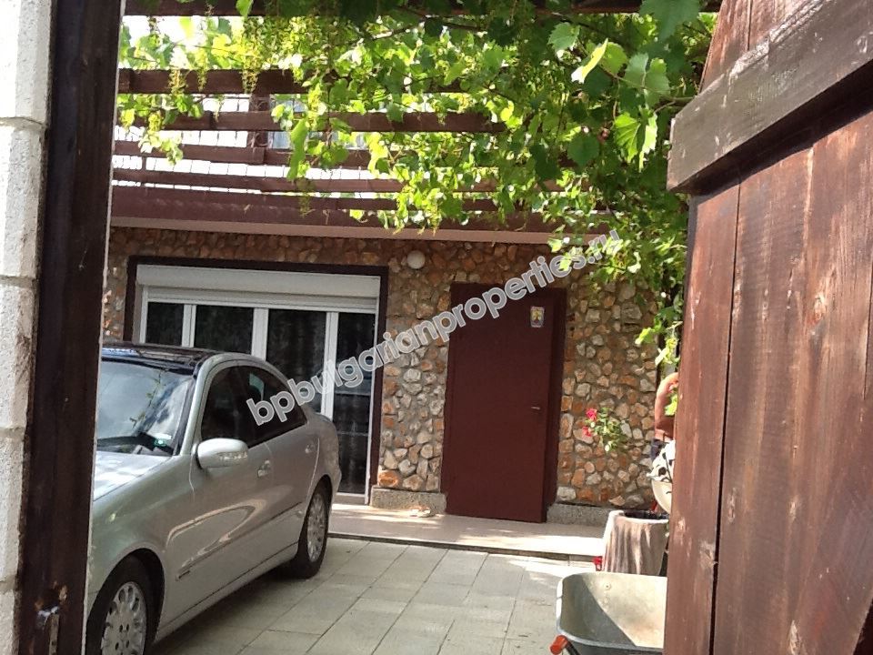 Rural 2-storey house for sale near the town of Dobrich and close to the sea Rural 2-storey house for sale near the town of Dobrich and close to the sea
