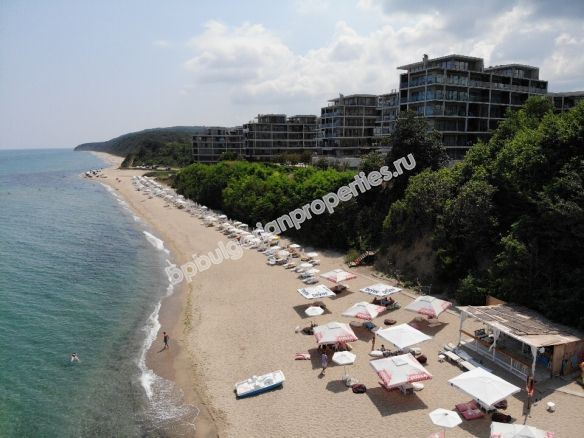 Property for investment. Bargain apartment with sea views in a luxury complex on the first line in Obzor Property for investment. Bargain apartment with sea views in a luxury complex on the first line in Obzor