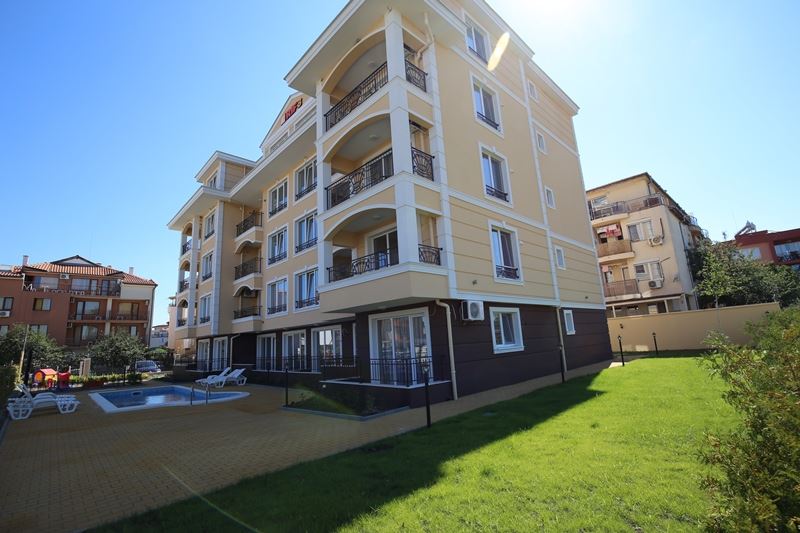 Studio on complex with pool close to the beach in Ravda Studio on complex with pool close to the beach in Ravda