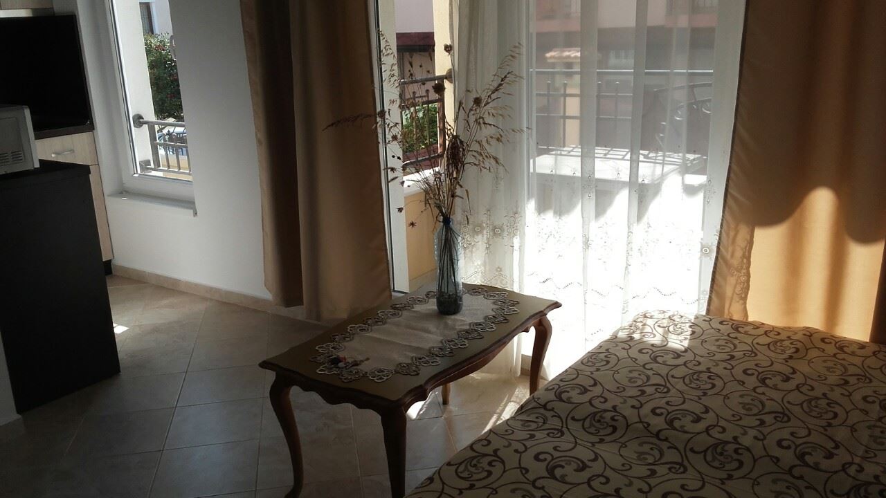 Studio on complex with pool close to the beach in Ravda Studio on complex with pool close to the beach in Ravda