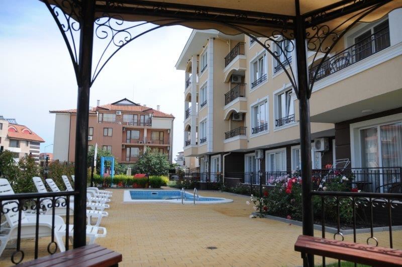 Studio on complex with pool close to the beach in Ravda Studio on complex with pool close to the beach in Ravda