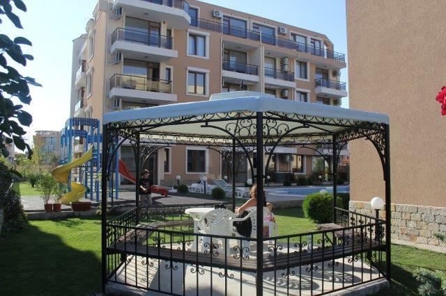 Profitable one-bedroom apartment close to the sea for investment Profitable one-bedroom apartment close to the sea for investment