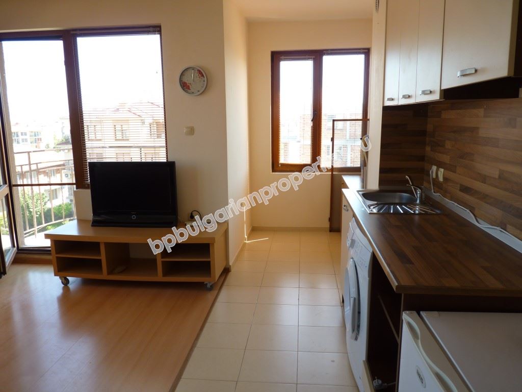 Profitable one-bedroom apartment close to the sea for permanent residence and investment Profitable one-bedroom apartment close to the sea for permanent residence and investment