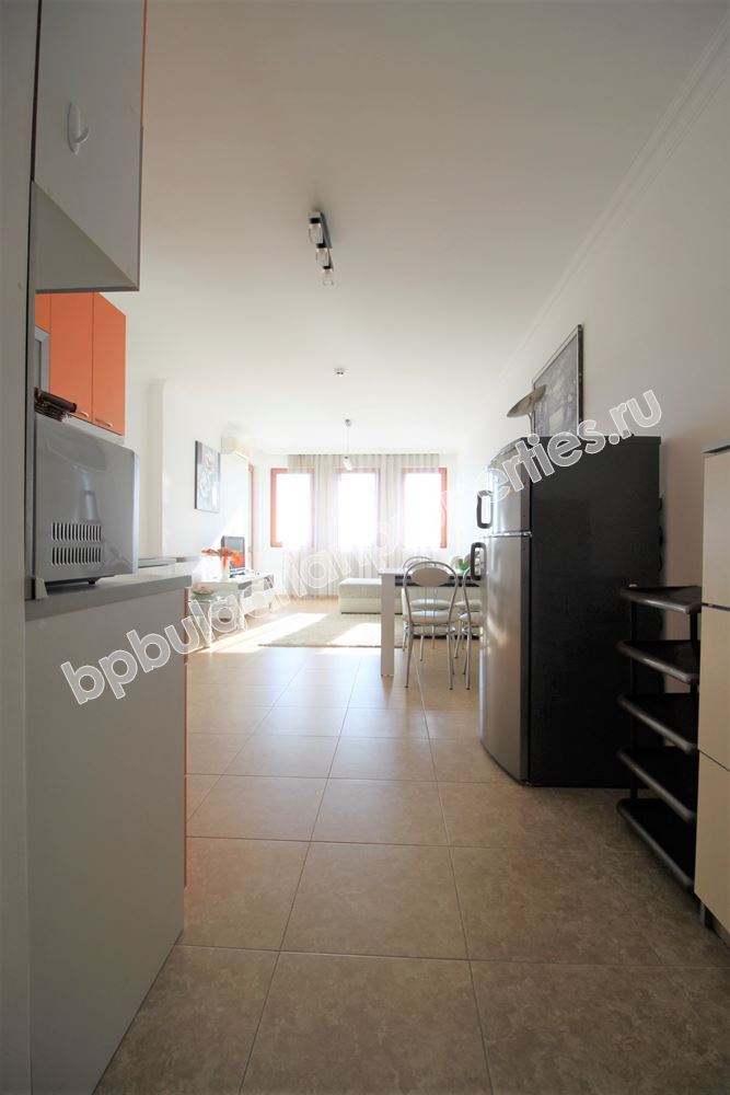 Three-room luxury apartment with direct sea view Three-room luxury apartment with direct sea view