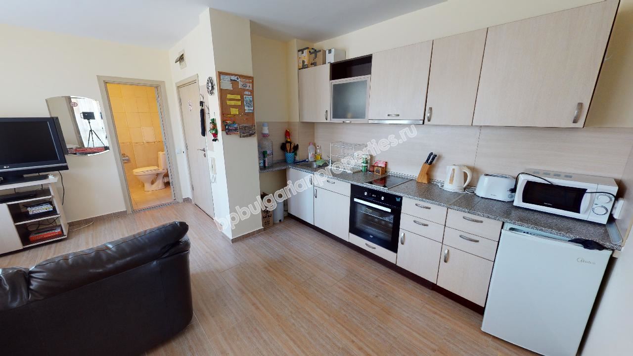 Inexpensive one-bedroom apartment in a gated complex close to the sea Inexpensive one-bedroom apartment in a gated complex close to the sea