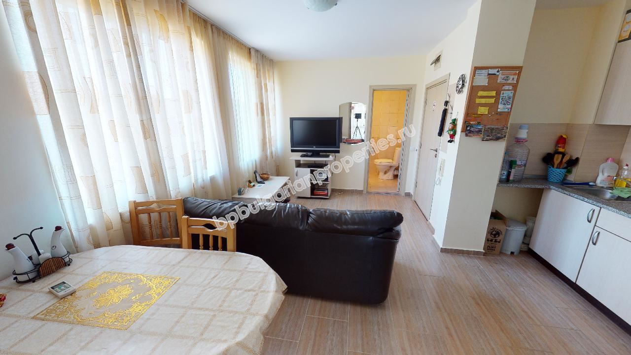 Inexpensive one-bedroom apartment in a gated complex close to the sea Inexpensive one-bedroom apartment in a gated complex close to the sea