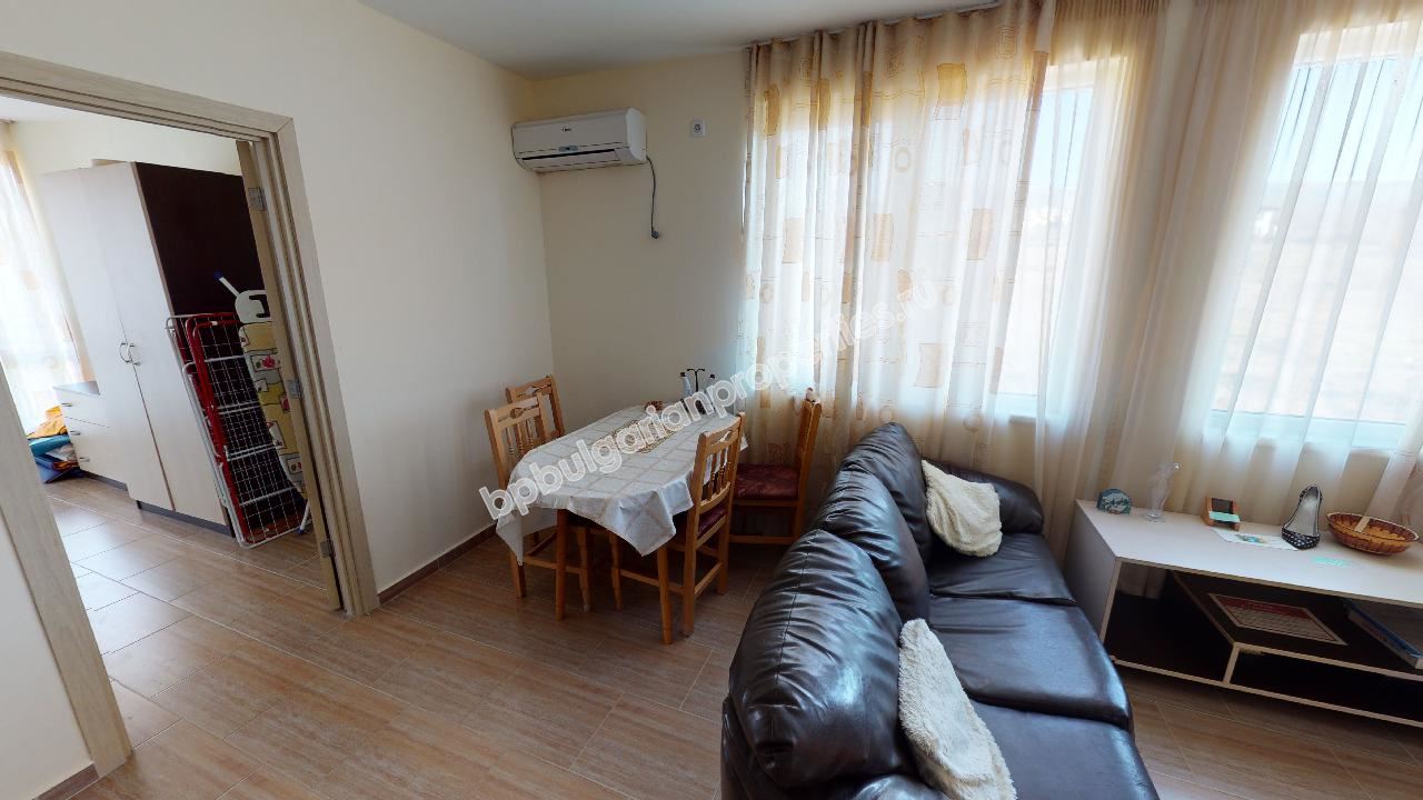 Inexpensive one-bedroom apartment in a gated complex close to the sea Inexpensive one-bedroom apartment in a gated complex close to the sea