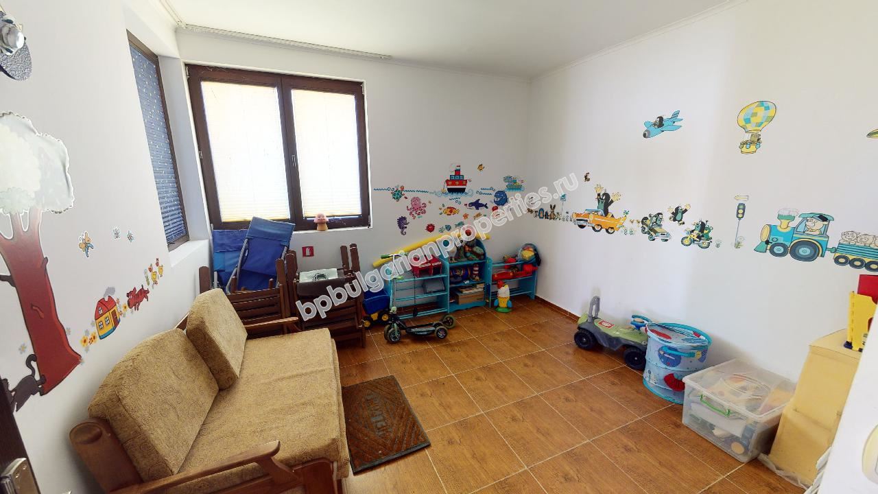 Detached house for a large family in a gated complex close to the sea Detached house for a large family in a gated complex close to the sea