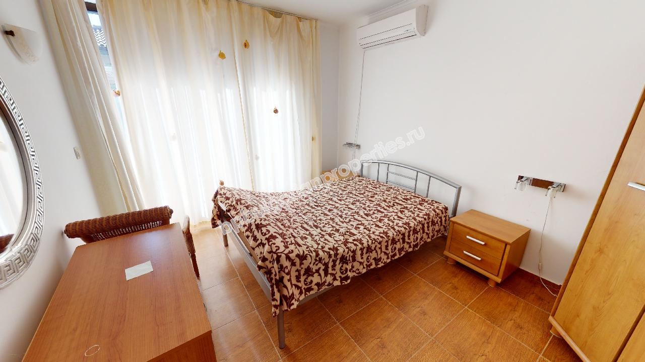 Detached house for a large family in a gated complex close to the sea Detached house for a large family in a gated complex close to the sea