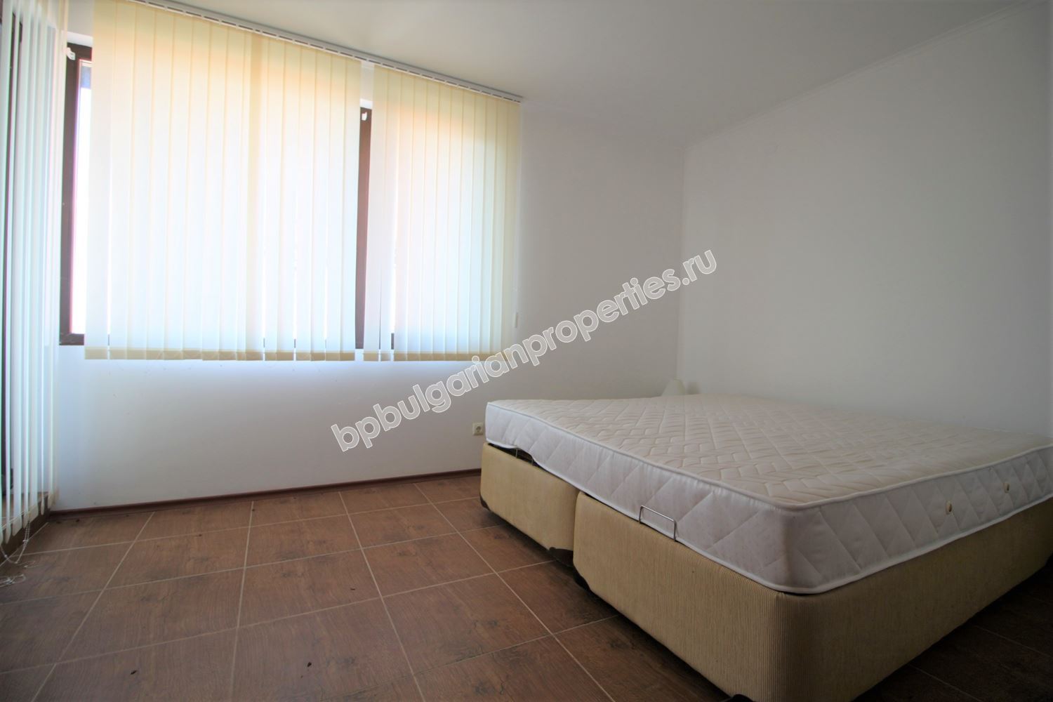 Two-storey townhouse in a gated complex close to the sea Two-storey townhouse in a gated complex close to the sea