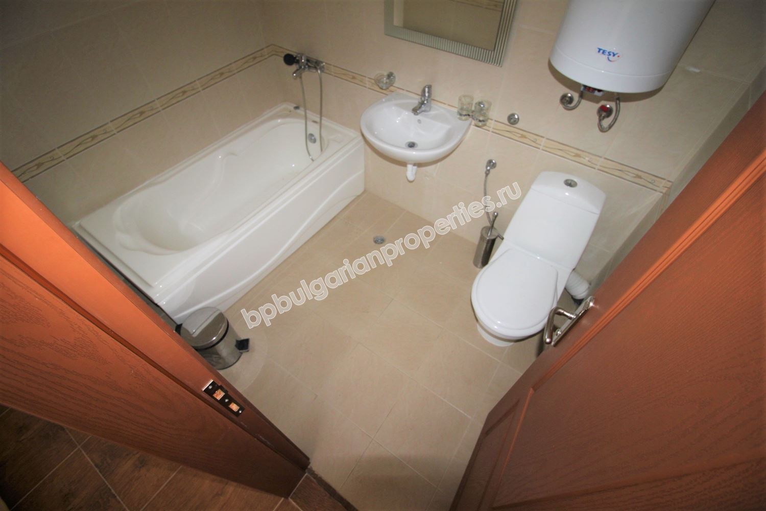 Two-storey townhouse in a gated complex close to the sea Two-storey townhouse in a gated complex close to the sea