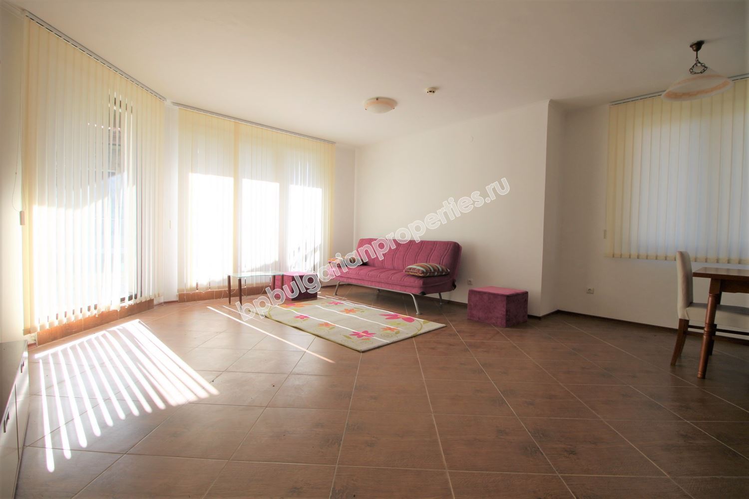 Two-storey townhouse in a gated complex close to the sea Two-storey townhouse in a gated complex close to the sea