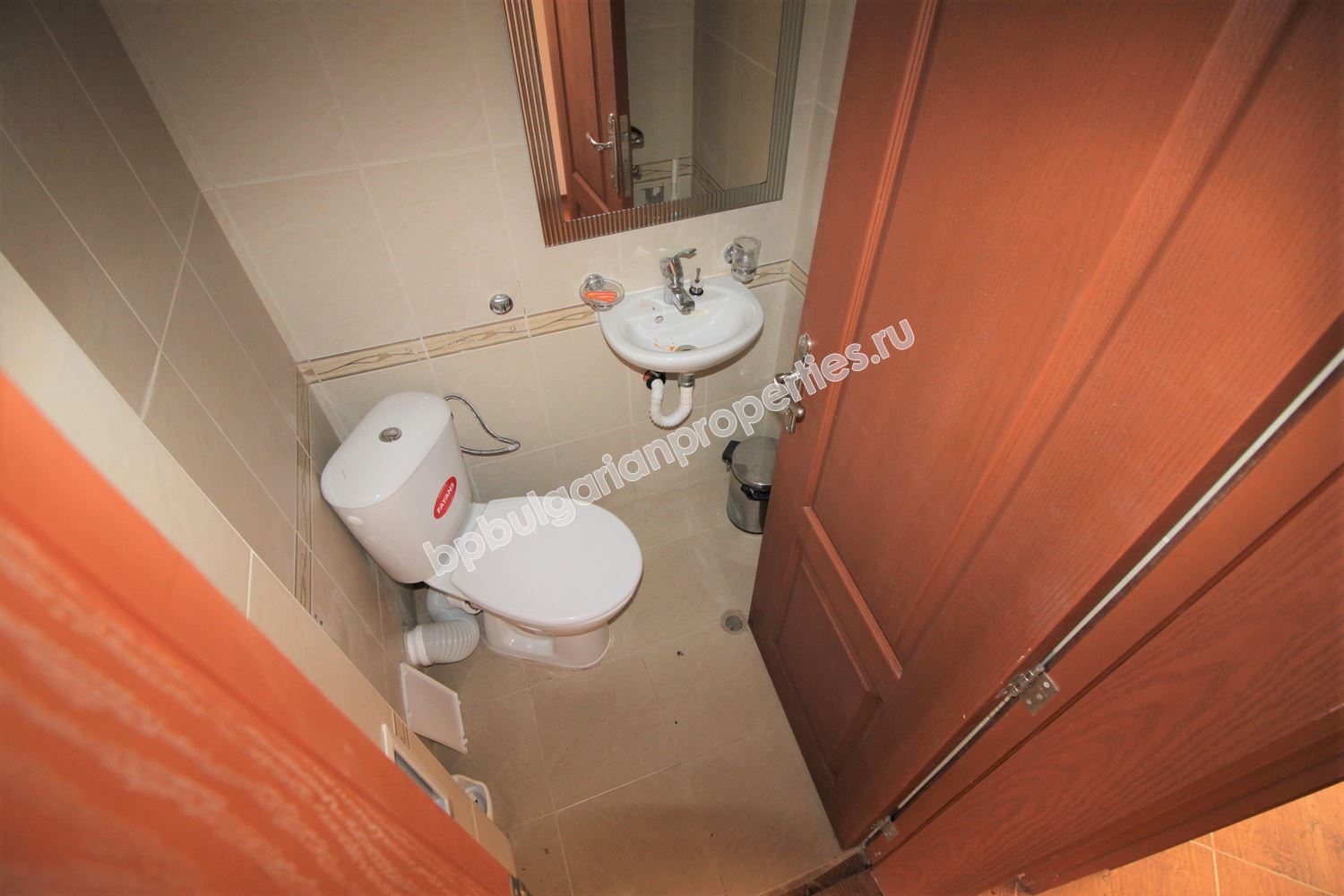 Two-storey townhouse in a gated complex close to the sea Two-storey townhouse in a gated complex close to the sea