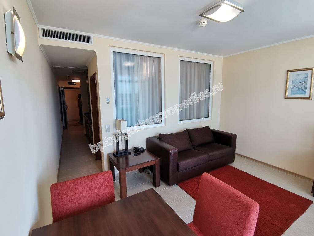 Apartment for investment in a luxury complex on the first line in Pomorie Apartment for investment in a luxury complex on the first line in Pomorie