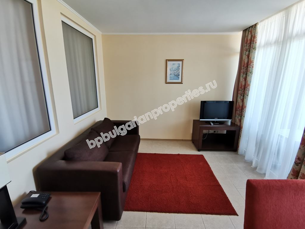 Apartment for investment in a luxury complex on the first line in Pomorie Apartment for investment in a luxury complex on the first line in Pomorie