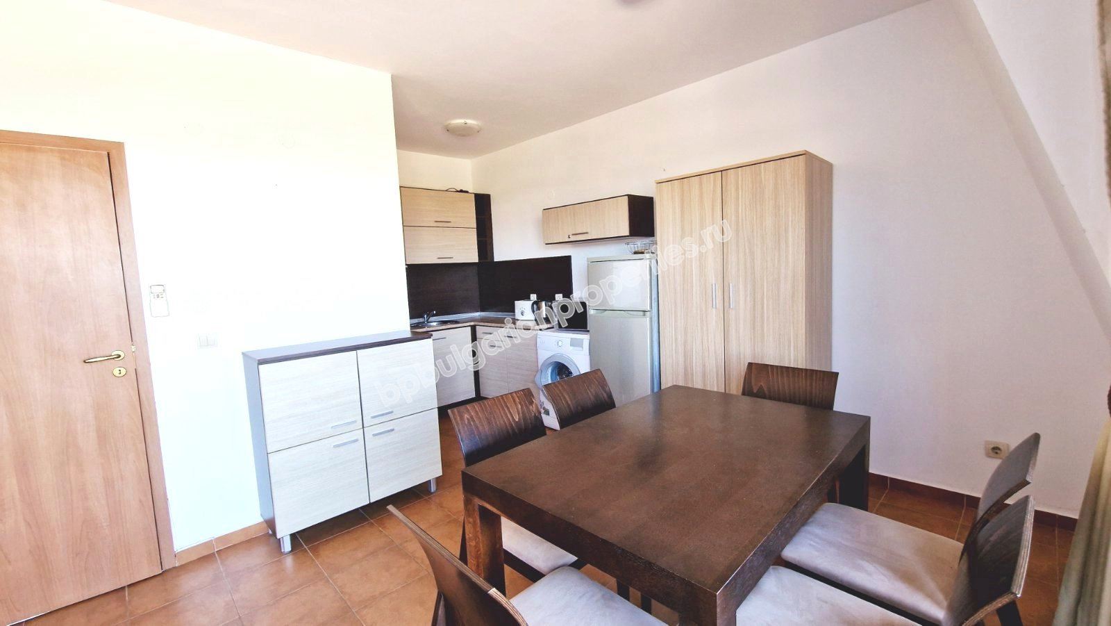 Spacious furnished apartment at the foot of the mountains, close to the sea Spacious furnished apartment at the foot of the mountains, close to the sea