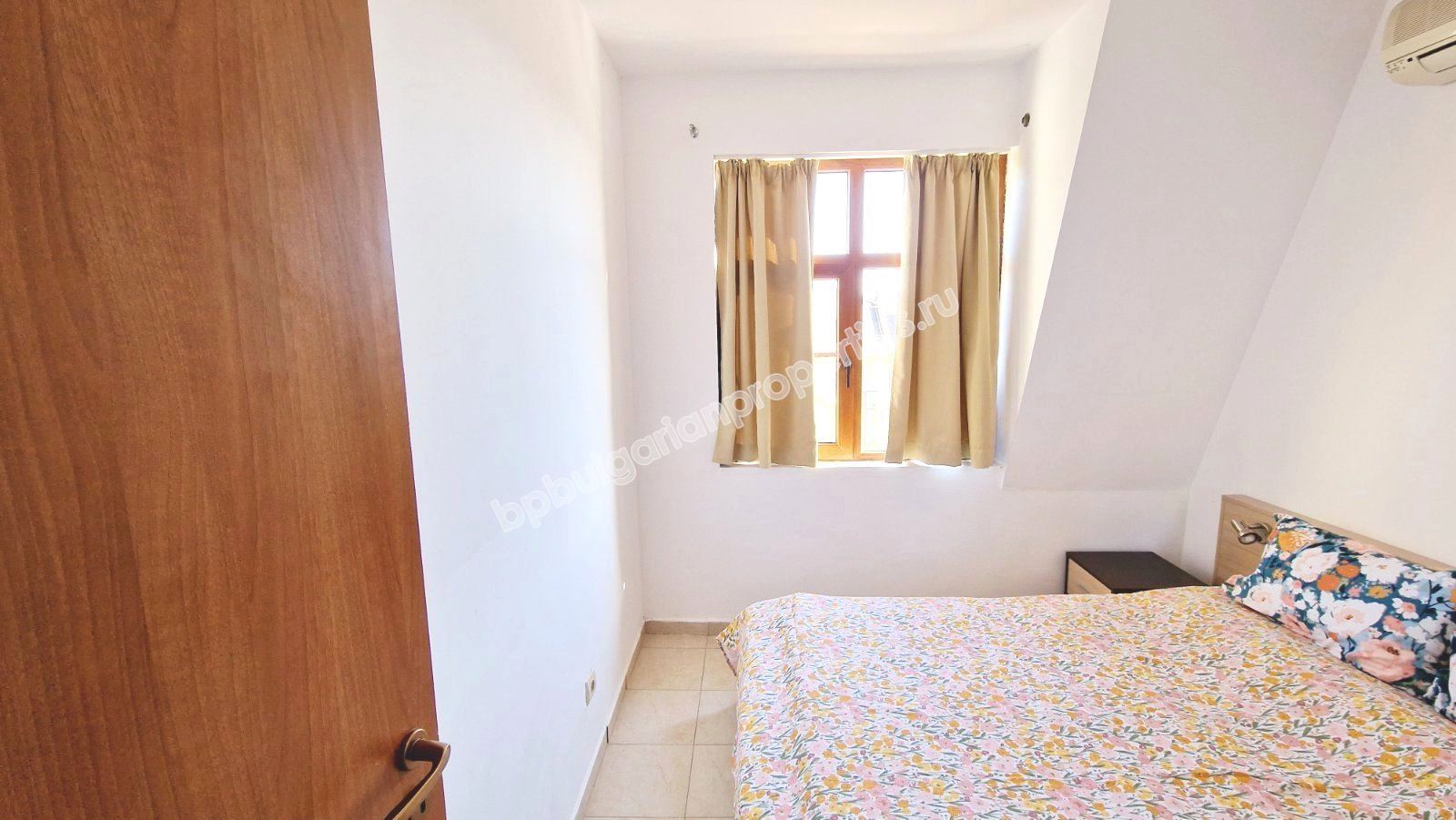 Spacious furnished apartment at the foot of the mountains, close to the sea Spacious furnished apartment at the foot of the mountains, close to the sea