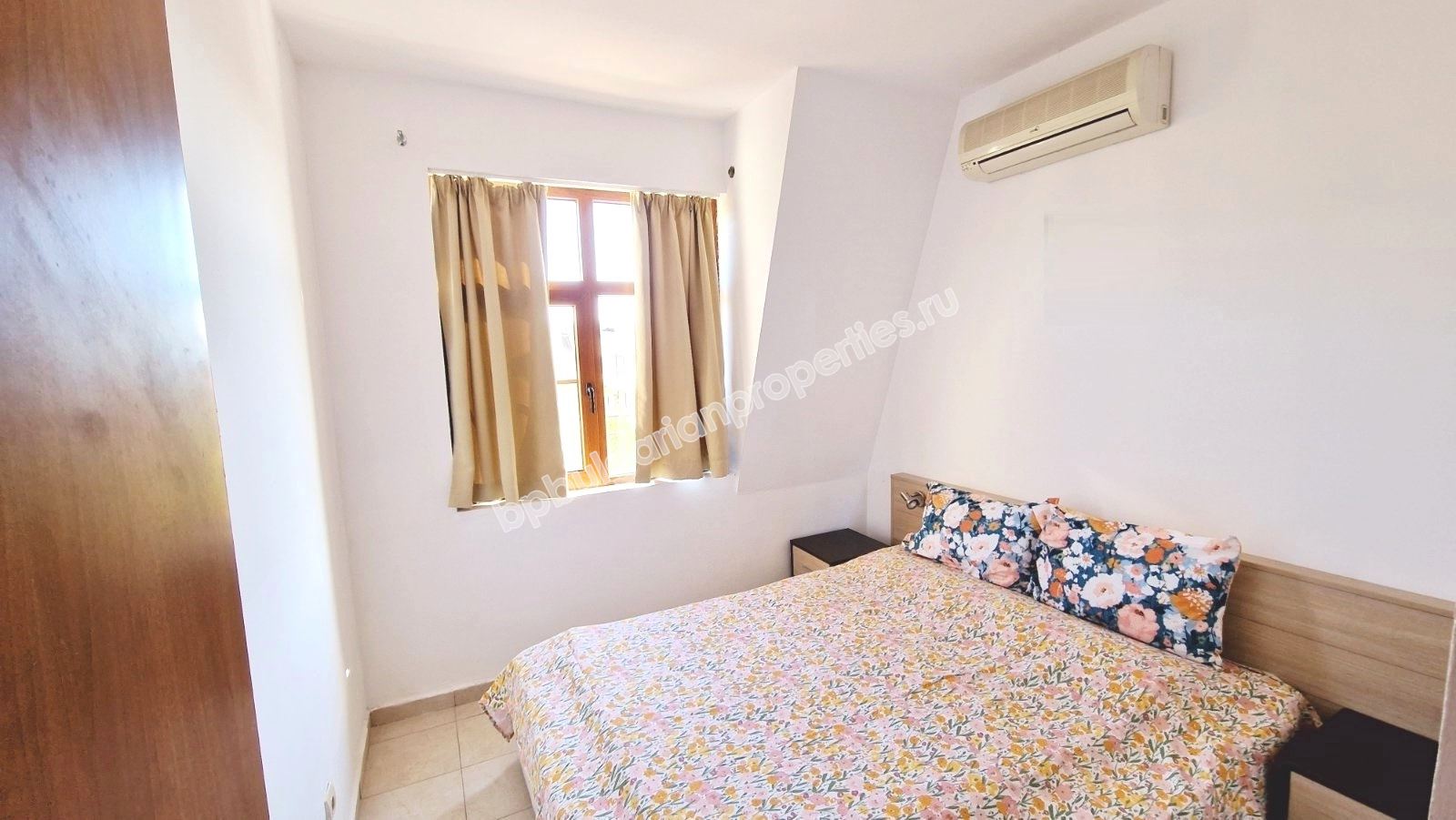 Spacious furnished apartment at the foot of the mountains, close to the sea Spacious furnished apartment at the foot of the mountains, close to the sea