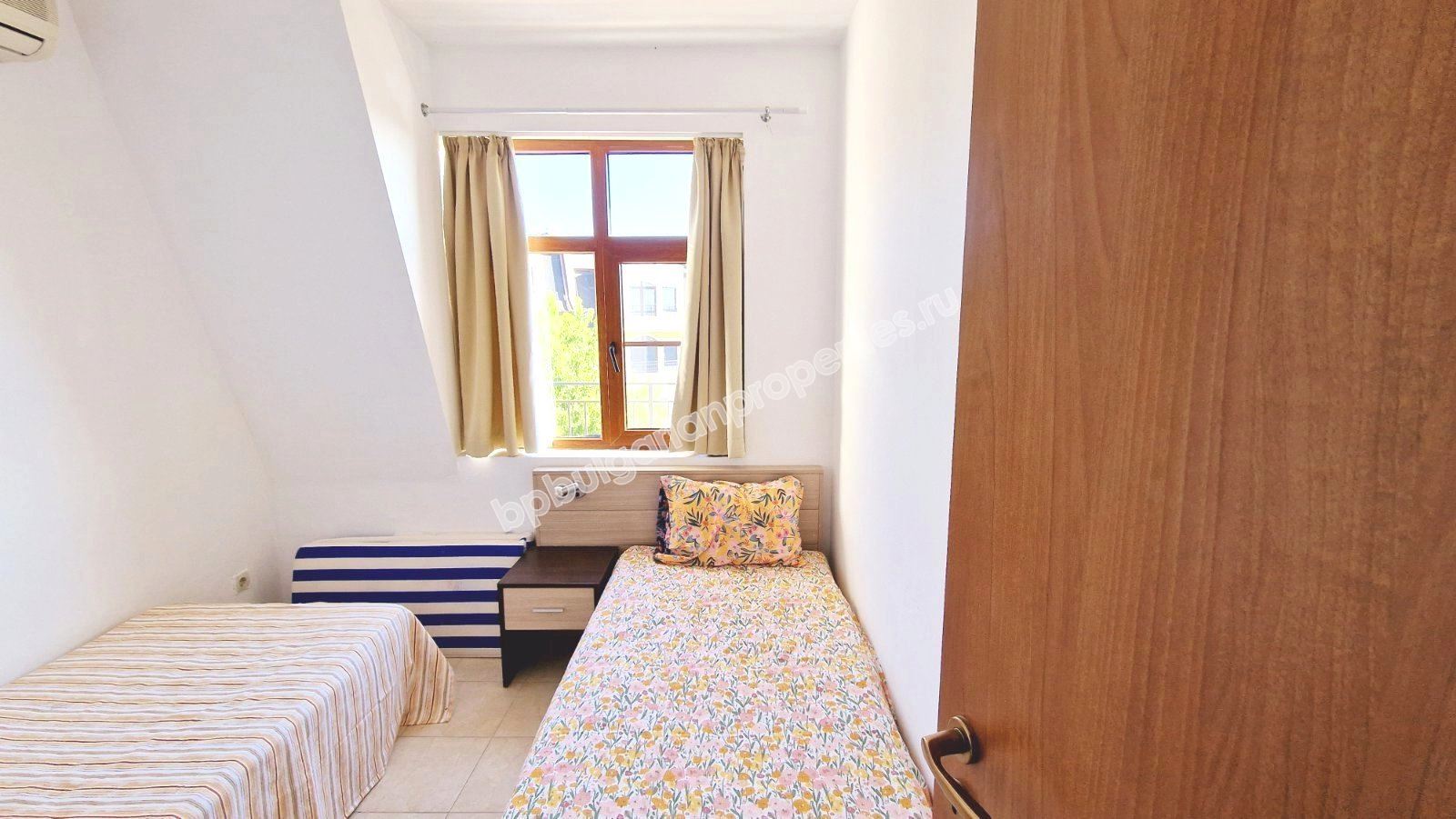 Spacious furnished apartment at the foot of the mountains, close to the sea Spacious furnished apartment at the foot of the mountains, close to the sea