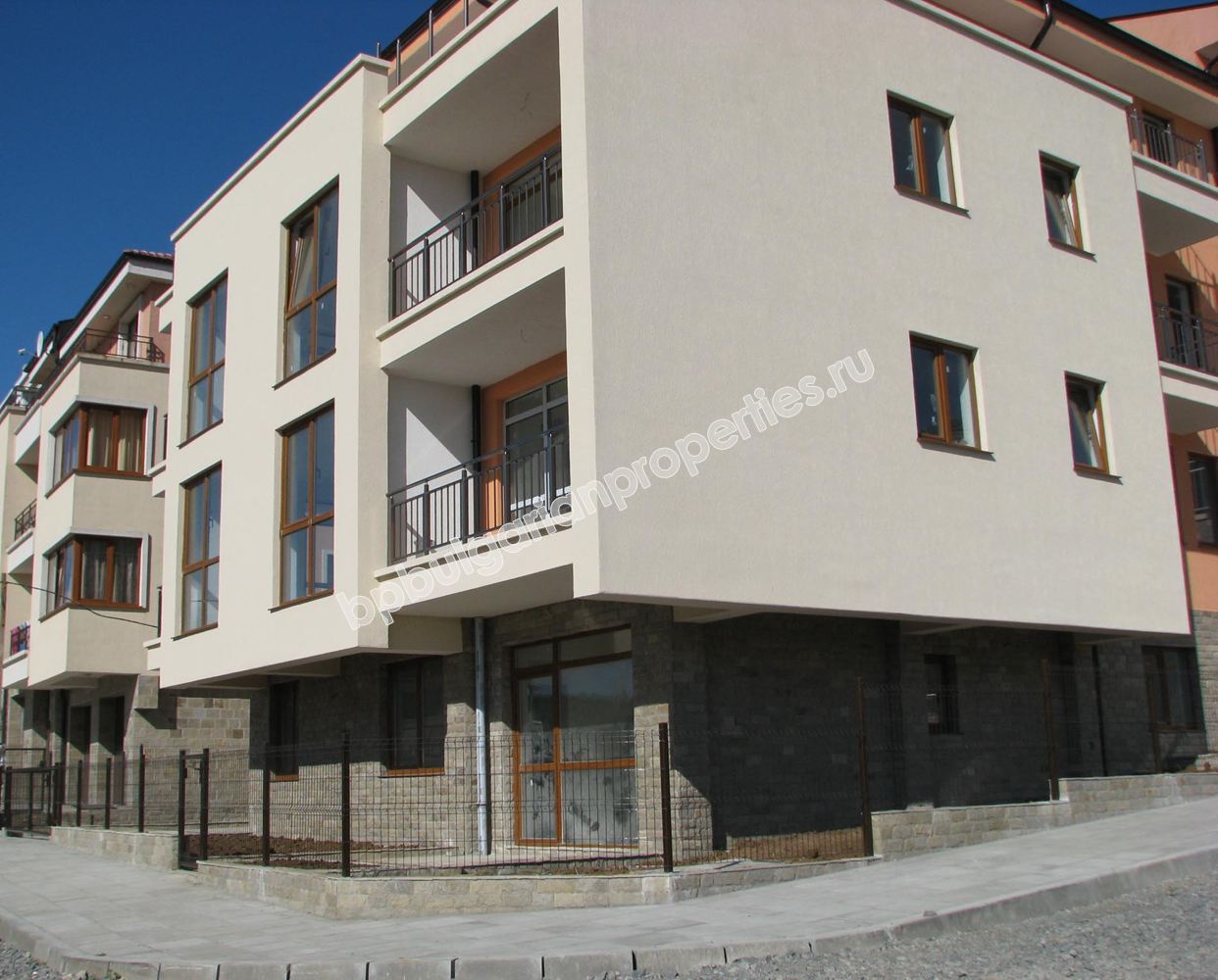 Luxury apartments for sale in a new residential building in Sozopol Luxury apartments for sale in a new residential building in Sozopol