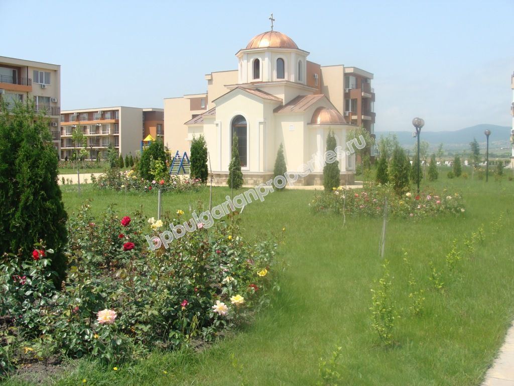 Furnished studio close to the beach for sale in Sunny Beach resort