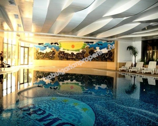 Luxury furnished three-roomed apartment for sale first line to the sea in Tsarevo Luxury furnished three-roomed apartment for sale first line to the sea in Tsarevo