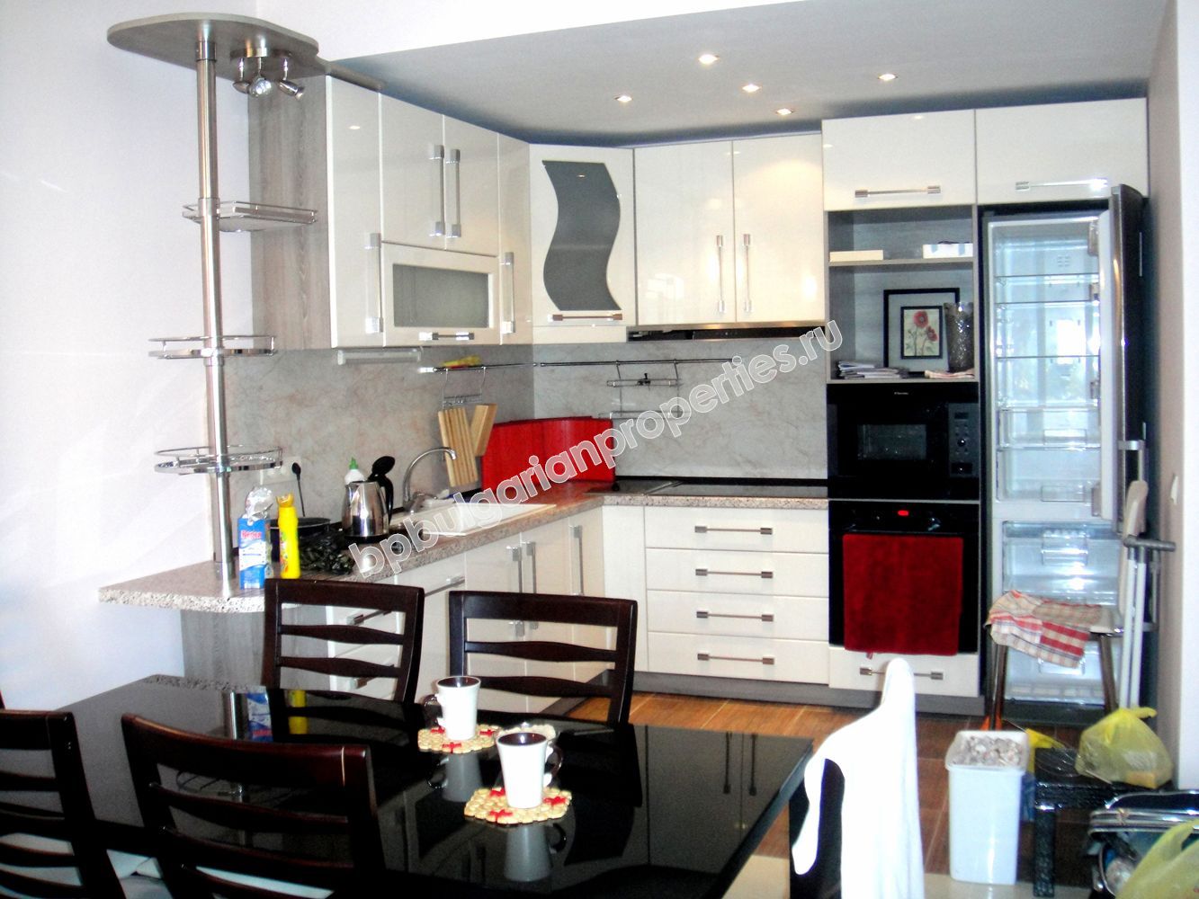 Luxury furnished three-roomed apartment for sale first line to the sea in Tsarevo Luxury furnished three-roomed apartment for sale first line to the sea in Tsarevo