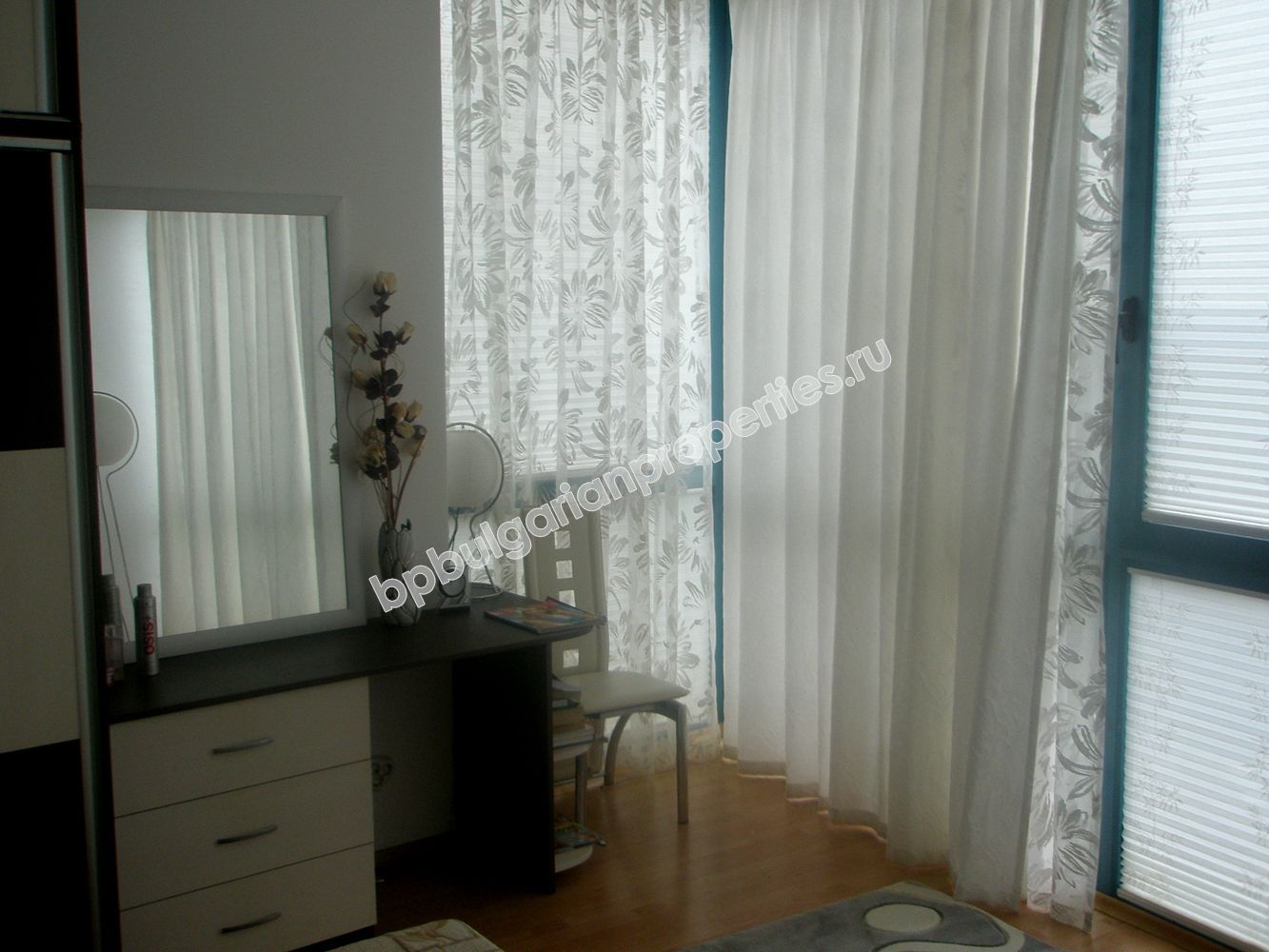 Luxury furnished two-bedroom apartment close to the beach for sale in the town of Primorsko