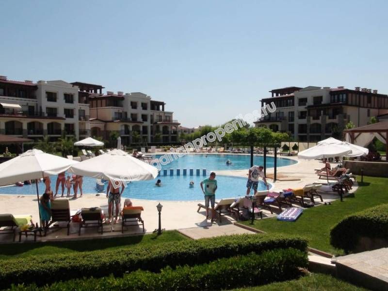 Luxury apartments at the sea for sale in a new complex near the resort Sozopol Luxury apartments at the sea for sale in a new complex near the resort Sozopol