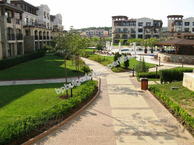 Luxury apartments at the sea for sale in a new complex near the resort Sozopol Luxury apartments at the sea for sale in a new complex near the resort Sozopol