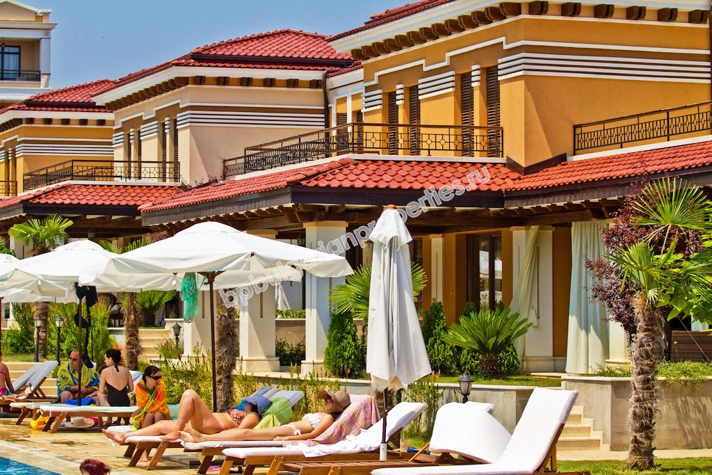 Luxury townhouses for sale at the beach in Sozopol
