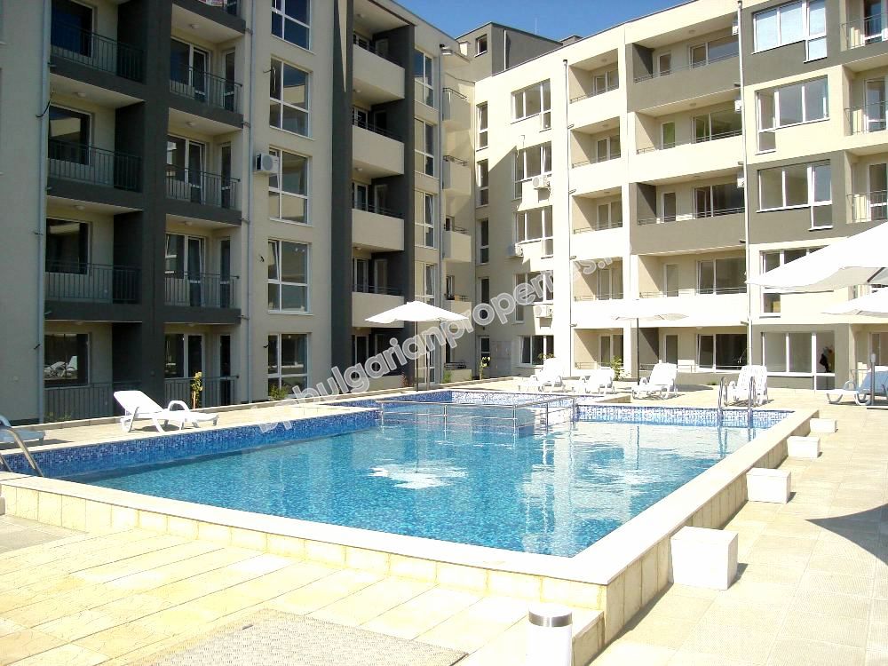 Luxury two-bedroom apartment close to the beach for sale in the resort Sveti Vlas Luxury two-bedroom apartment close to the beach for sale in the resort Sveti Vlas