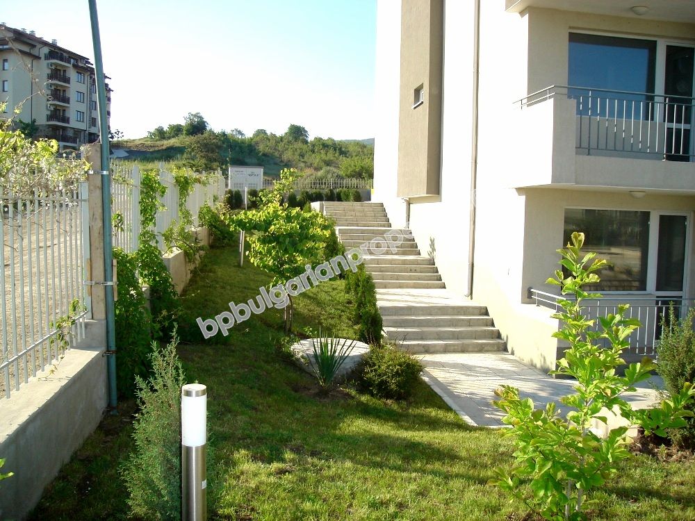 Luxury two-bedroom apartment close to the beach for sale in the resort Sveti Vlas Luxury two-bedroom apartment close to the beach for sale in the resort Sveti Vlas