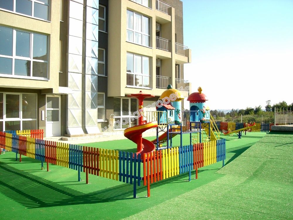 Luxury two-bedroom apartment close to the beach for sale in the resort Sveti Vlas Luxury two-bedroom apartment close to the beach for sale in the resort Sveti Vlas