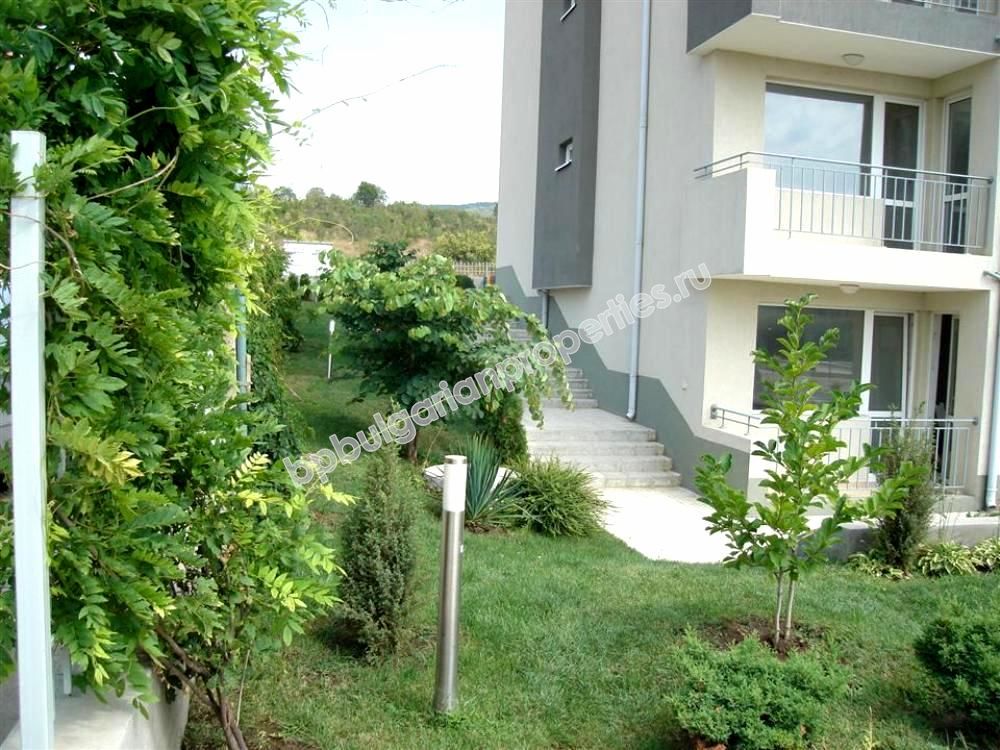 Luxury two-bedroom apartment close to the beach for sale in the resort Sveti Vlas Luxury two-bedroom apartment close to the beach for sale in the resort Sveti Vlas