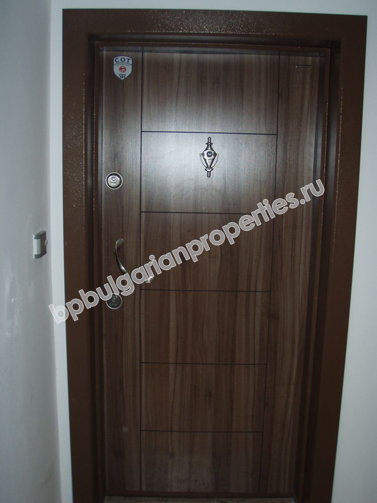 Luxury two-bedroom apartment close to the beach for sale in the resort Sveti Vlas Luxury two-bedroom apartment close to the beach for sale in the resort Sveti Vlas