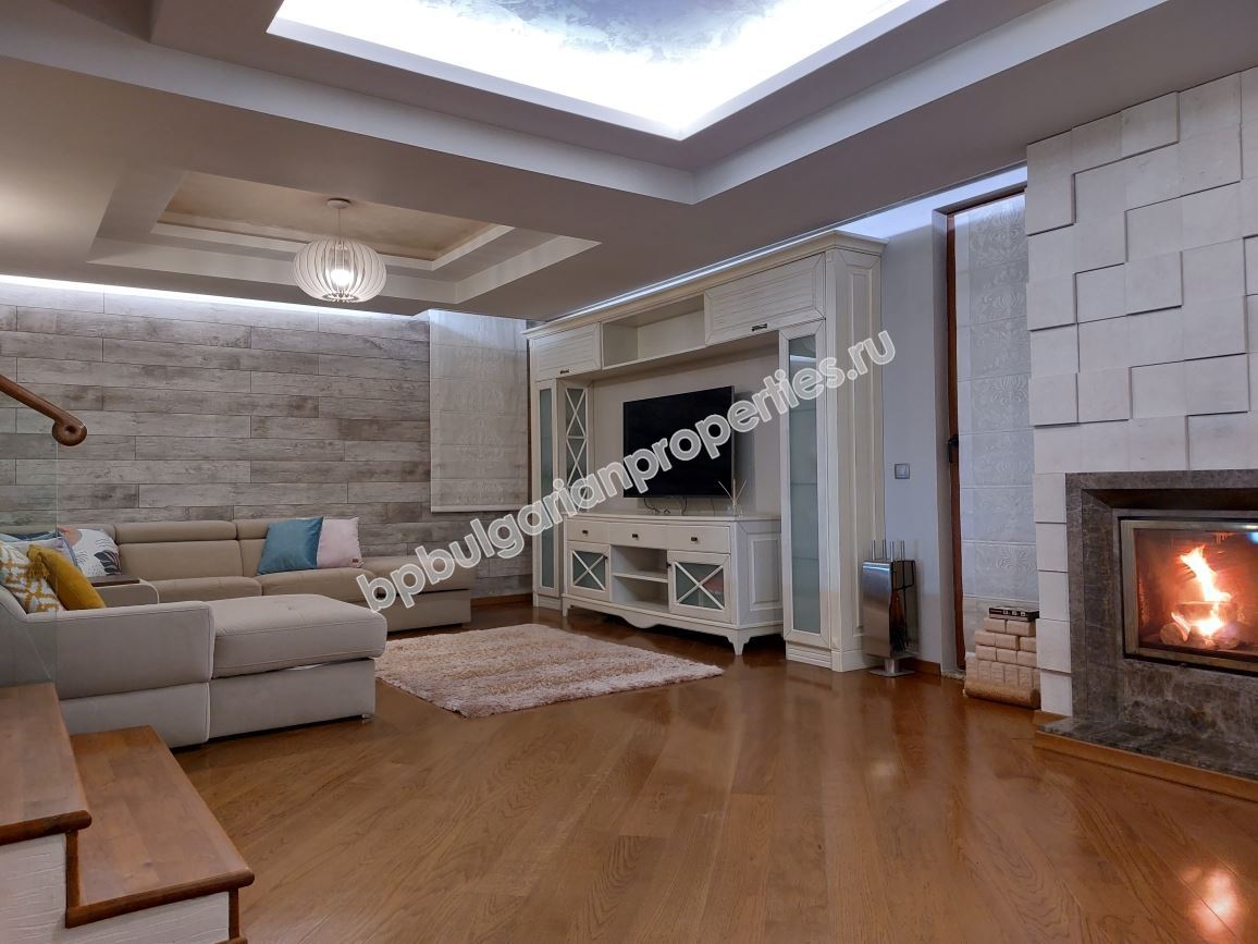 Luxury furnished three-storey family house for sale close to the  town of Burgas Luxury furnished three-storey family house for sale close to the  town of Burgas