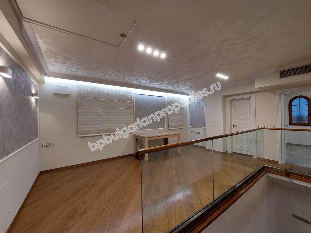 Luxury furnished three-storey family house for sale close to the  town of Burgas Luxury furnished three-storey family house for sale close to the  town of Burgas